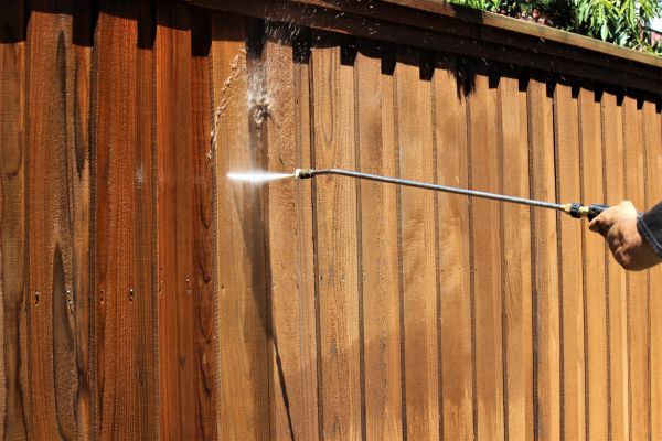 Cost of Fence Cleaning in Paso Robles