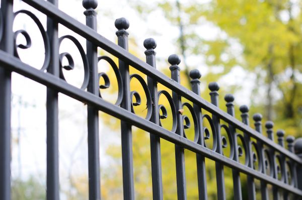Cost of Wrought Iron Fence Cleaning in Paso Robles