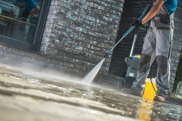 Storefront Pressure Washing in Paso Robles