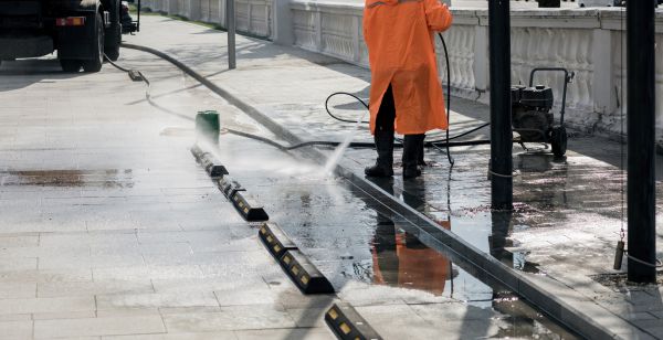 Parking Lot Pressure Washing in Paso Robles