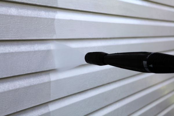 Cost of Condo Siding Power Washing in Paso Robles