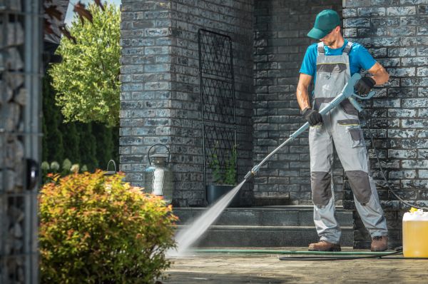 Outside House Cleaning in Paso Robles