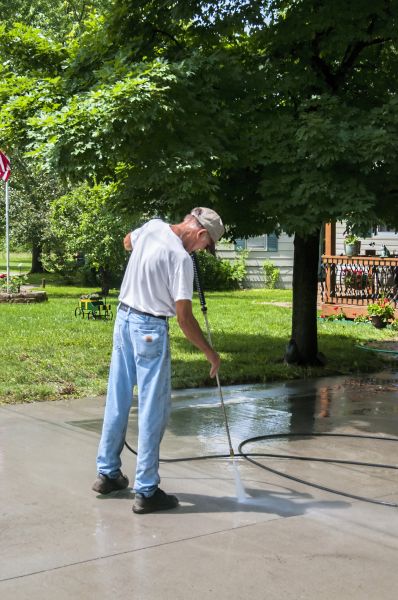 Cost of Driveway Concrete Cleaning in Paso Robles