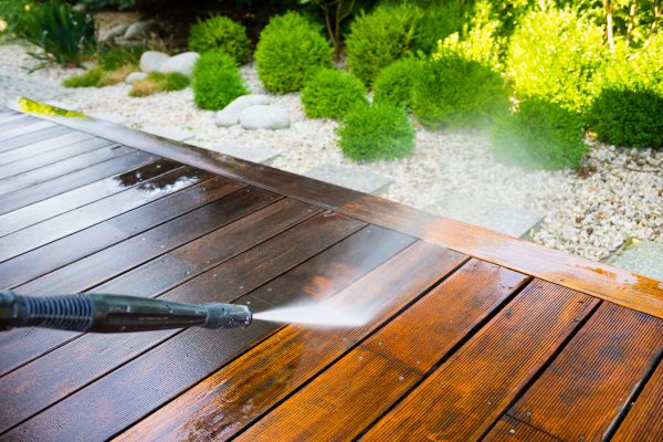 Cost of Deck Cleaning in Paso Robles